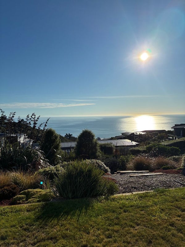 15 Ridgeway Place, Richmond Hill, Christchurch - Carousel 1