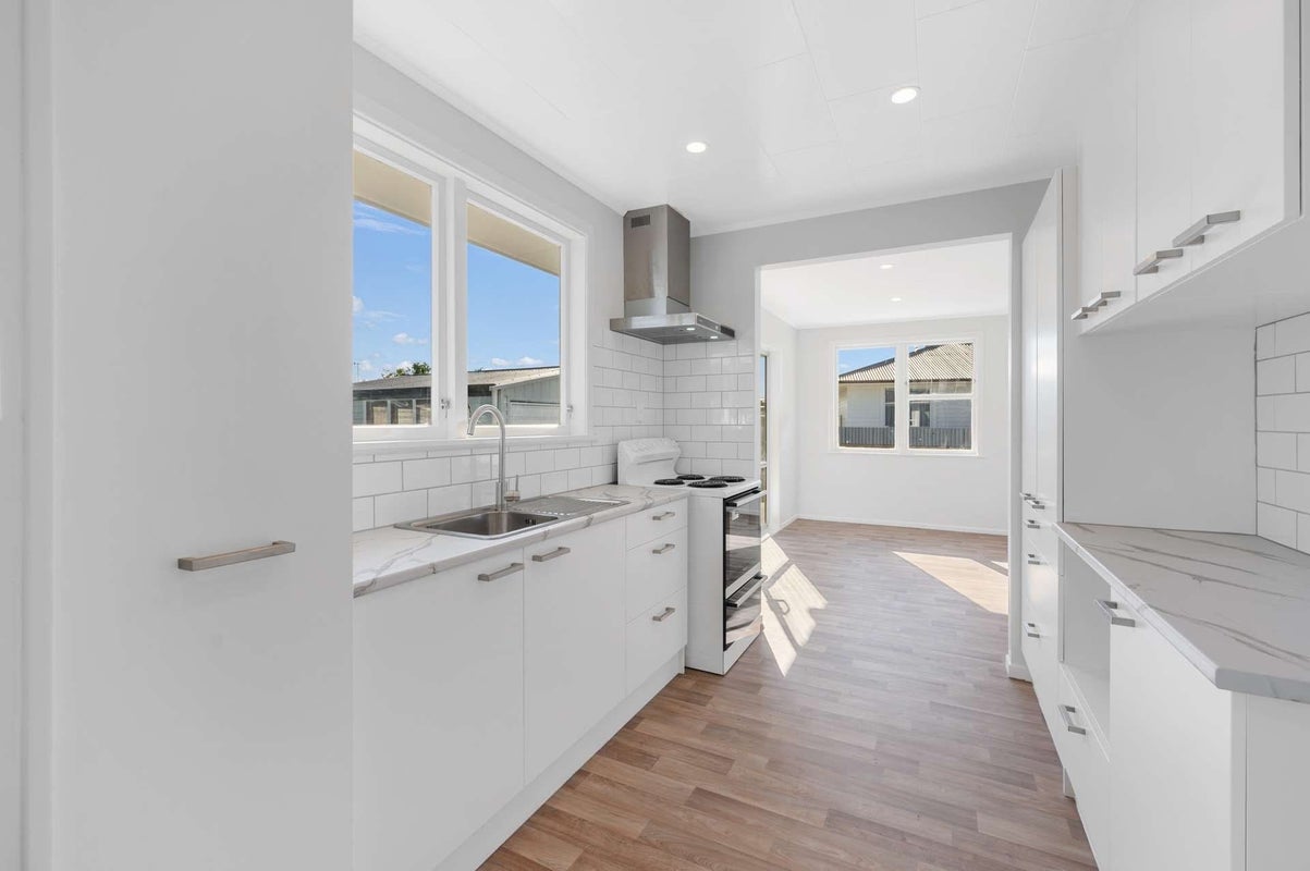 83 Guppy Road, Greenmeadows, Napier, Hawke's Bay - Carousel 2
