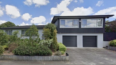 33 Newcastle Street, Hokowhitu, Palmerston North - Carousel 1