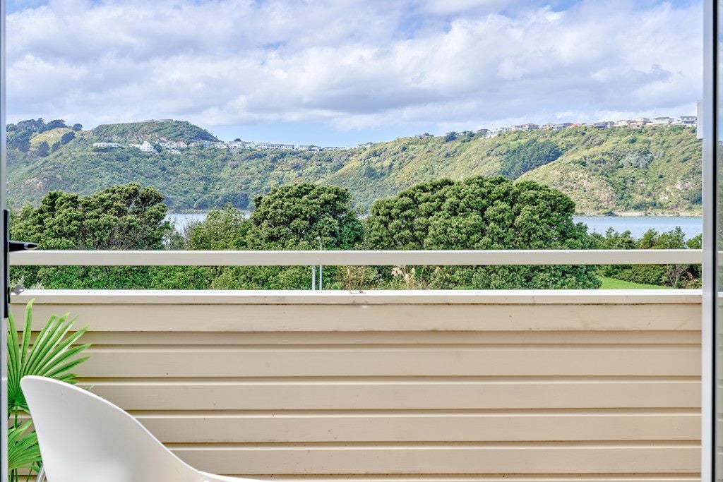 40/305 Evans Bay Parade, Hataitai, Wellington - Carousel 2