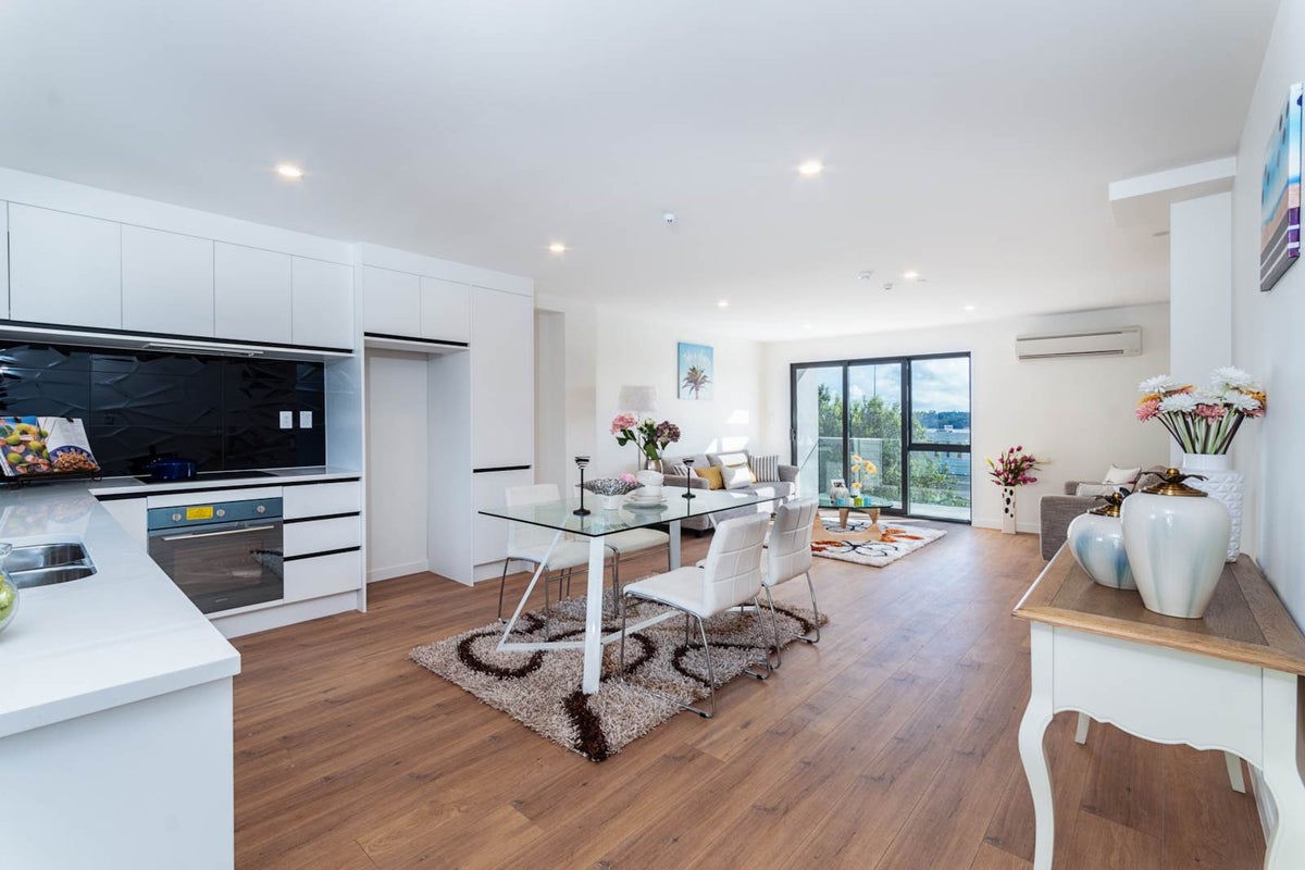 3 Lilac Lane, Oteha, Auckland - Carousel 18
