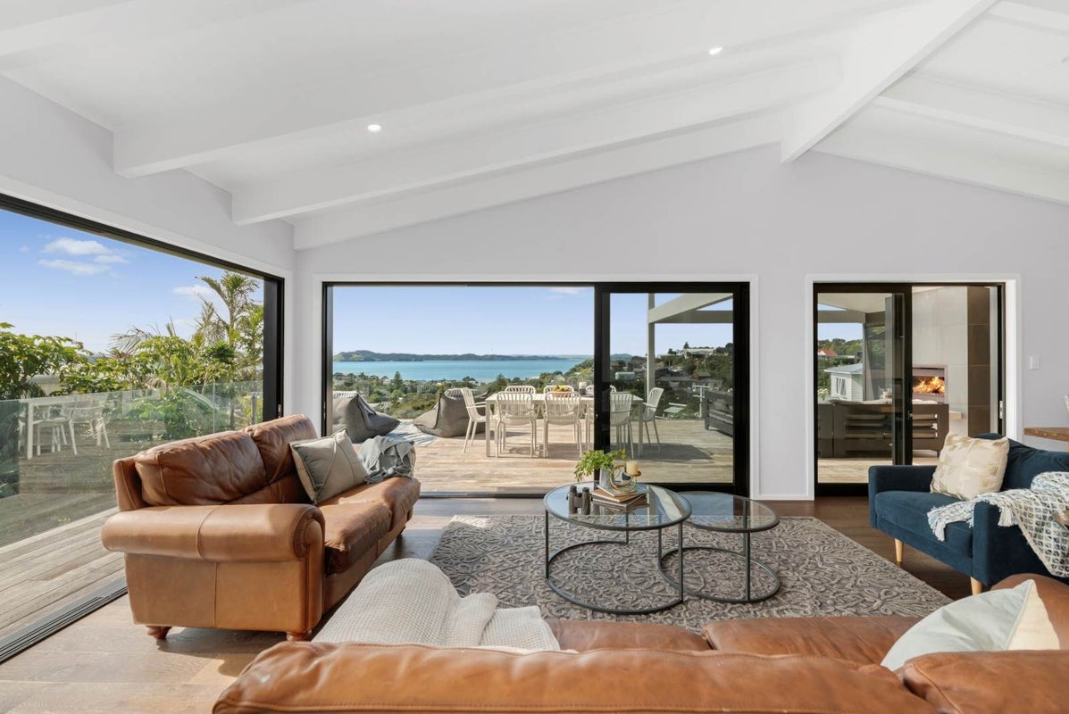 7 Maraetai Heights Road, Maraetai, Auckland - Carousel 2
