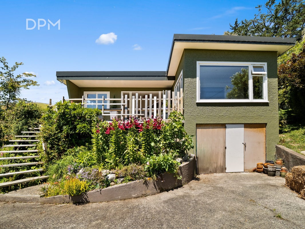 20 Castlewood Road, Company Bay, Dunedin - Carousel 2