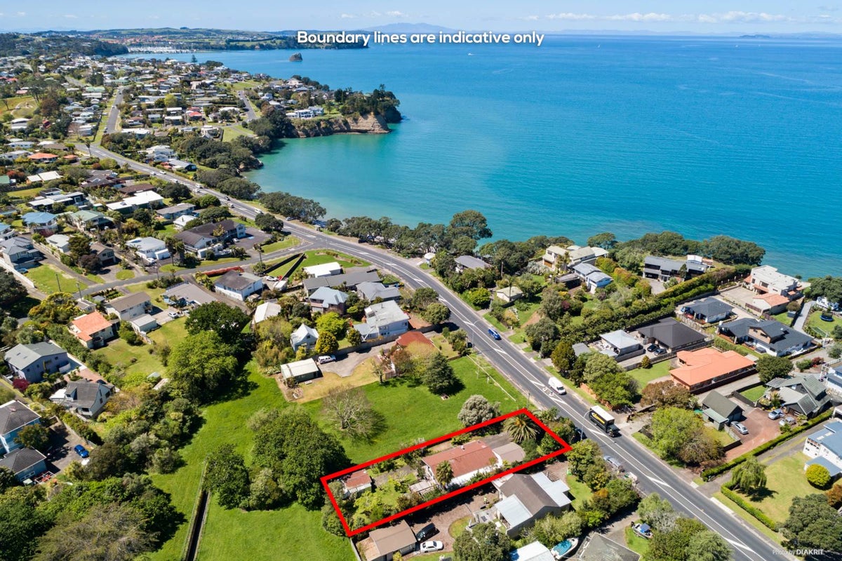 862 Whangaparaoa Road, Manly, Whangaparaoa - Carousel 2
