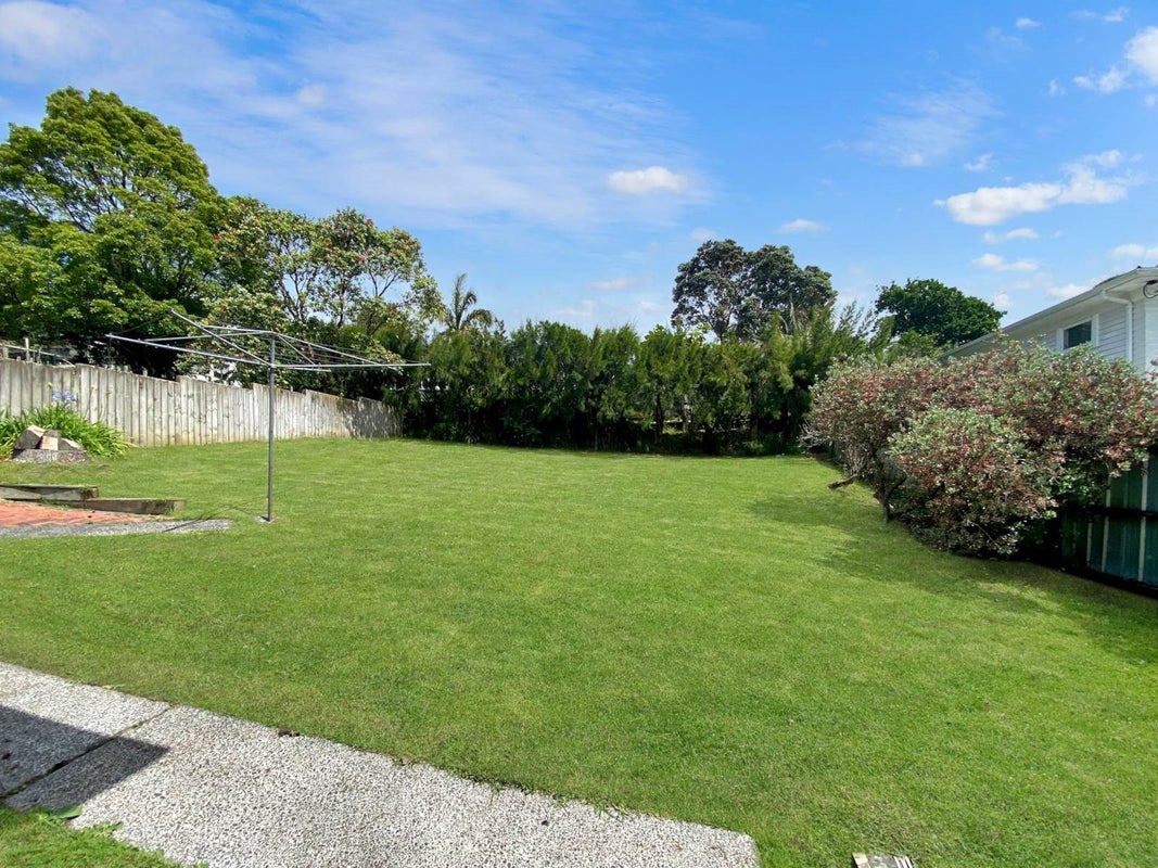 18 Aeroview Drive, Beach Haven, Auckland - Carousel 13