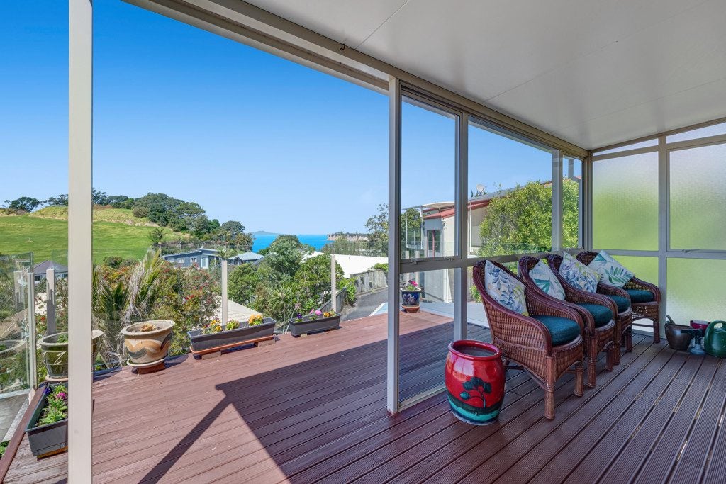 57A Kestrel Heights, Arkles Bay, Whangaparaoa - Carousel 2