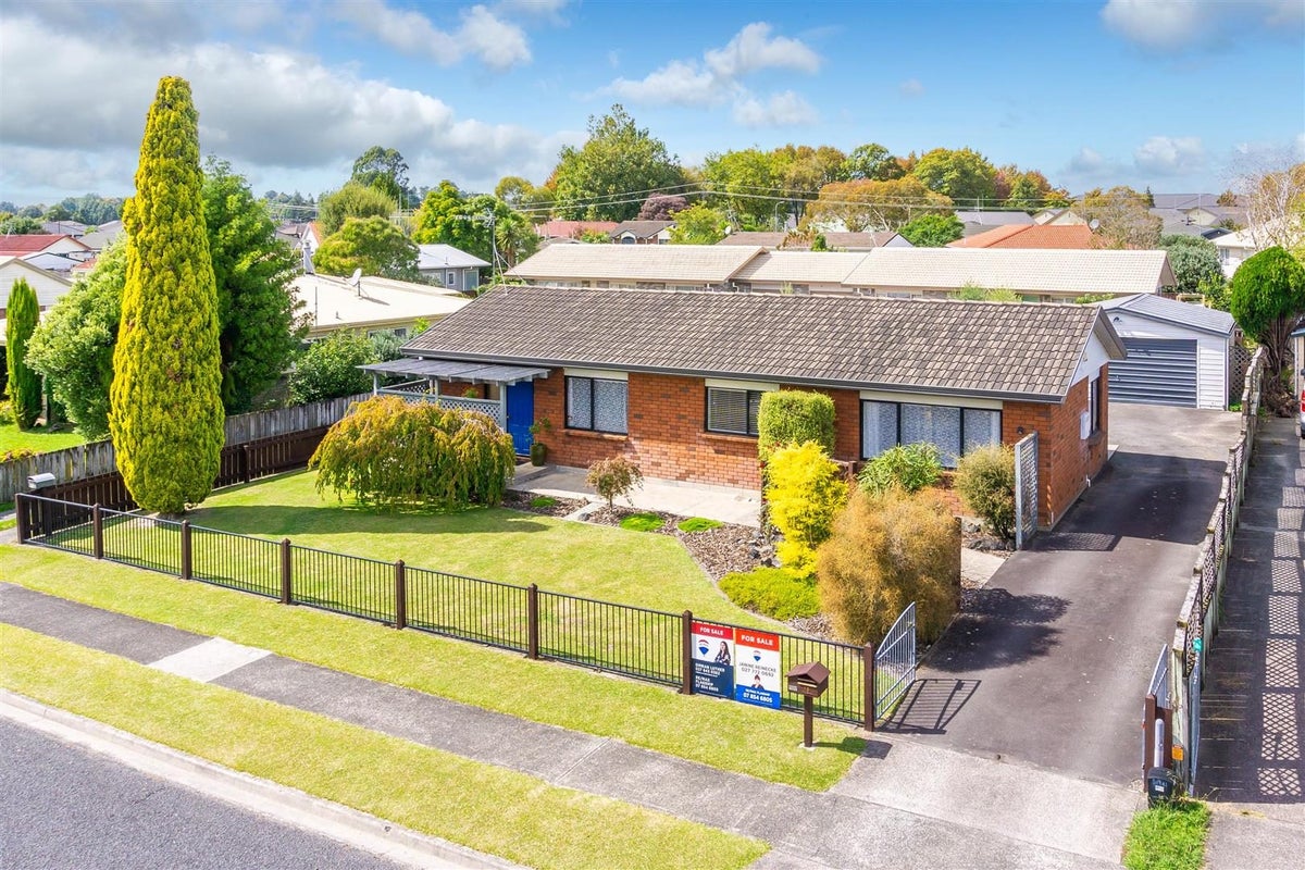 13 Cromwell Drive, Fitzroy, Hamilton - Carousel 29