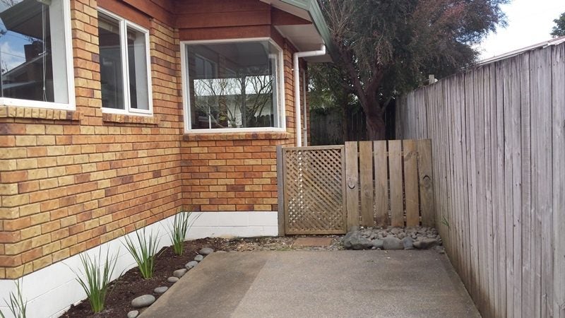 2/47 Vincent Street, Howick, Auckland - Carousel 13