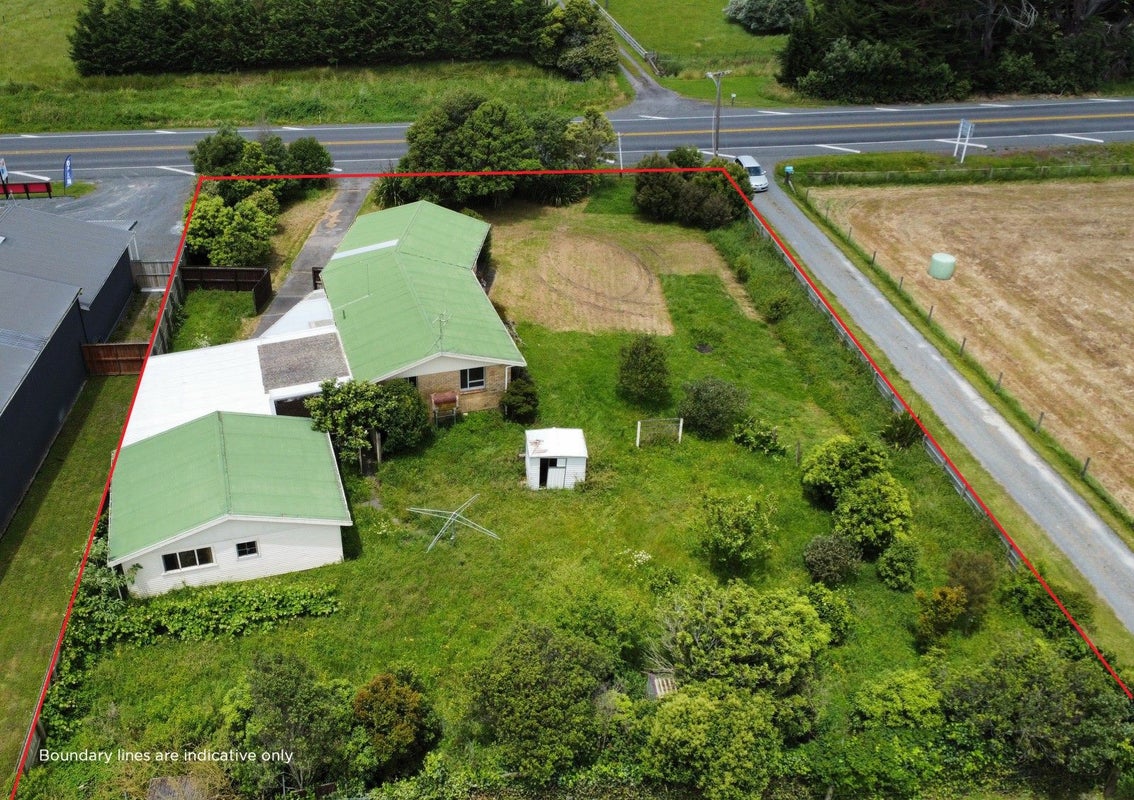 561 State Highway 25, Thames - Carousel 1