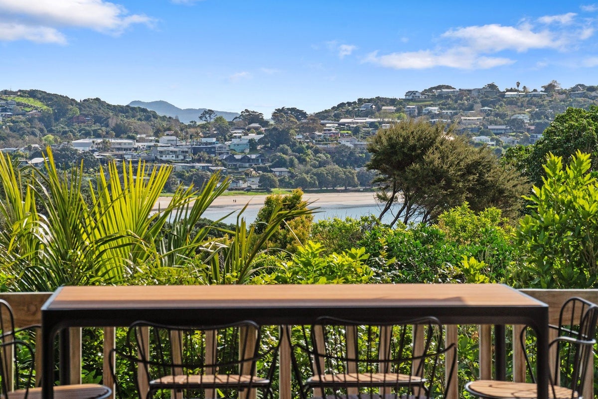 5 Newton Road, Oneroa, Waiheke Island, Auckland - Carousel 1