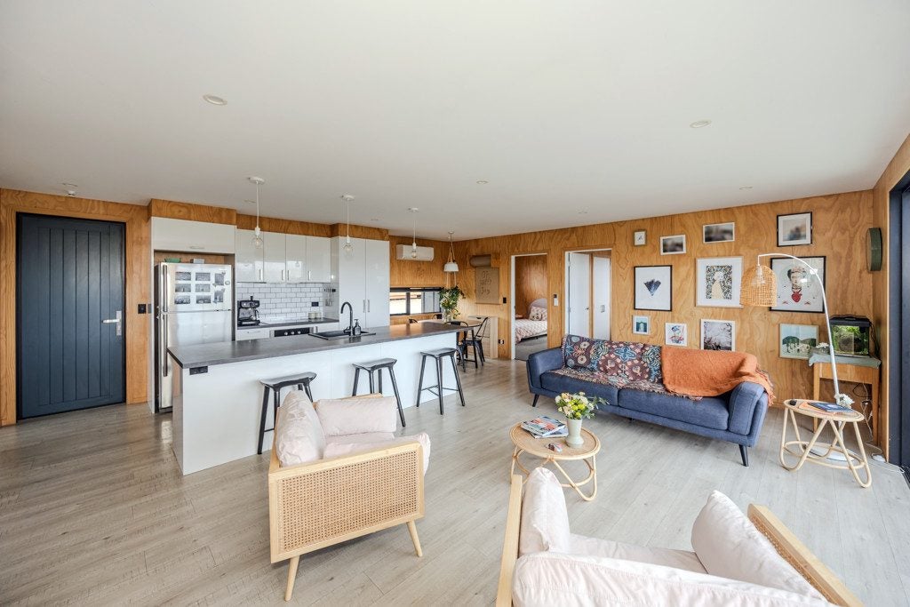 13 Semple Street, Kakanui, Oamaru - Carousel 2