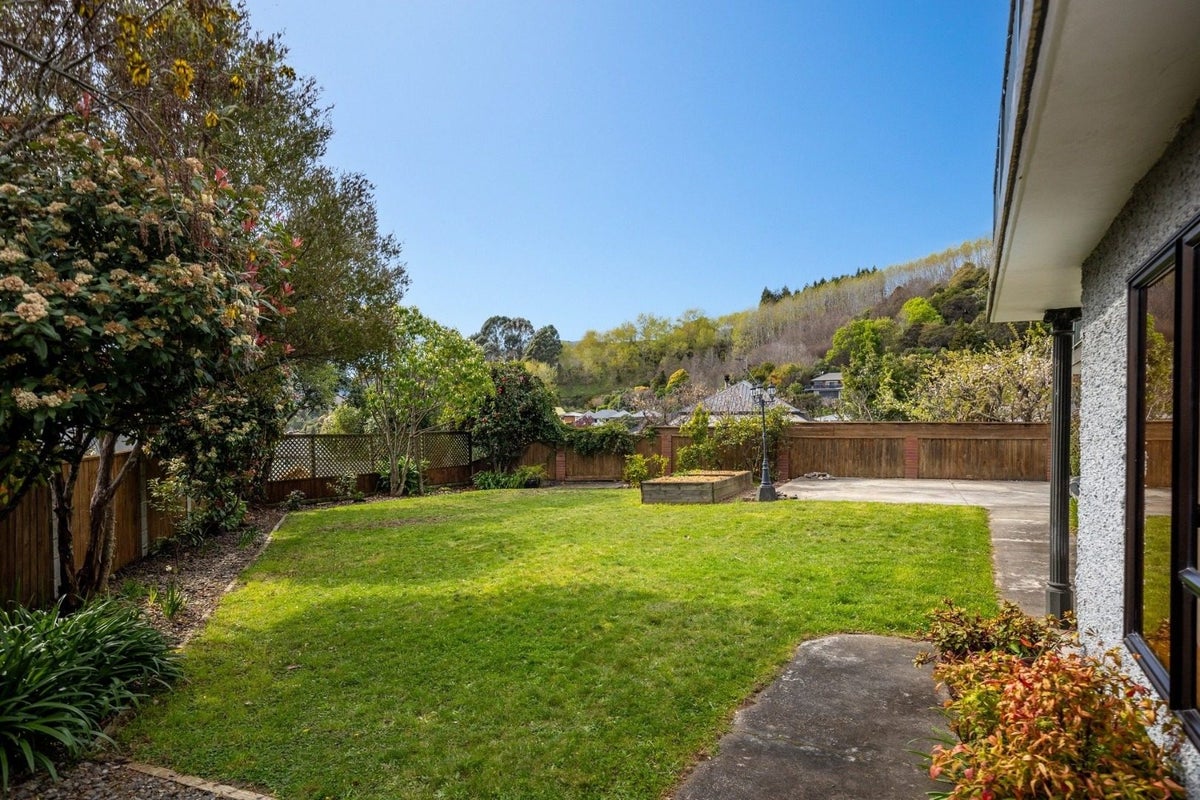 4 Lodestone Road, Richmond - Carousel 13