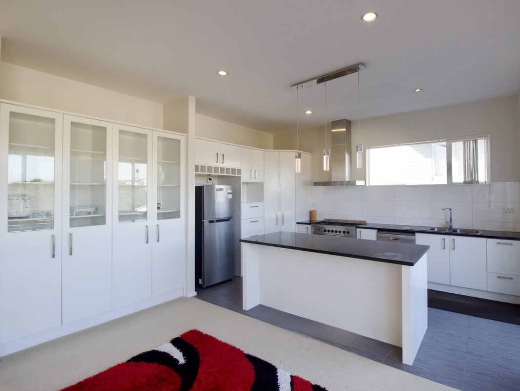 16 Lucca Crescent, Flat Bush, Auckland - Carousel 2