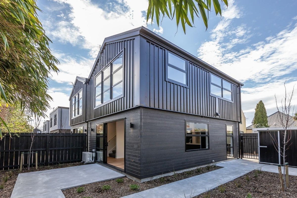 6/112 Purchas Street, Edgeware, Christchurch - Carousel 1