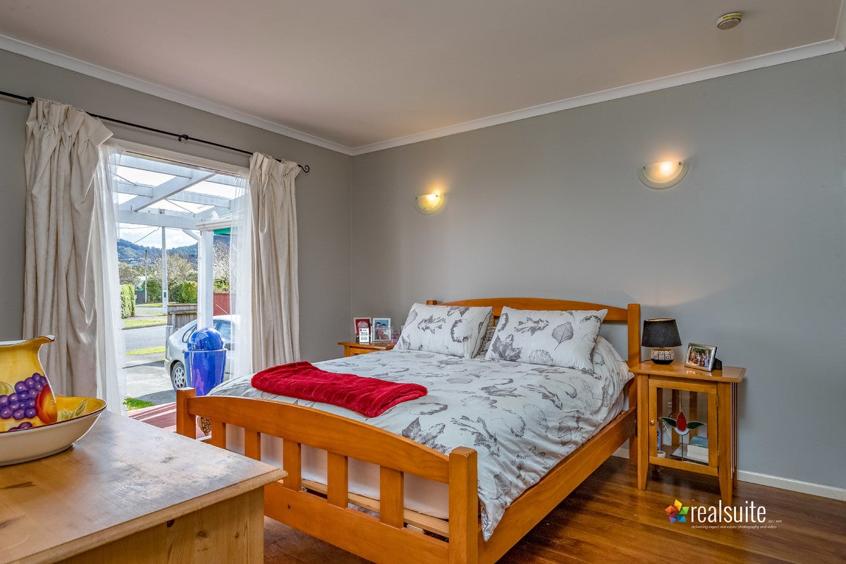 56 Routley Crescent, Elderslea, Upper Hutt - Carousel 2
