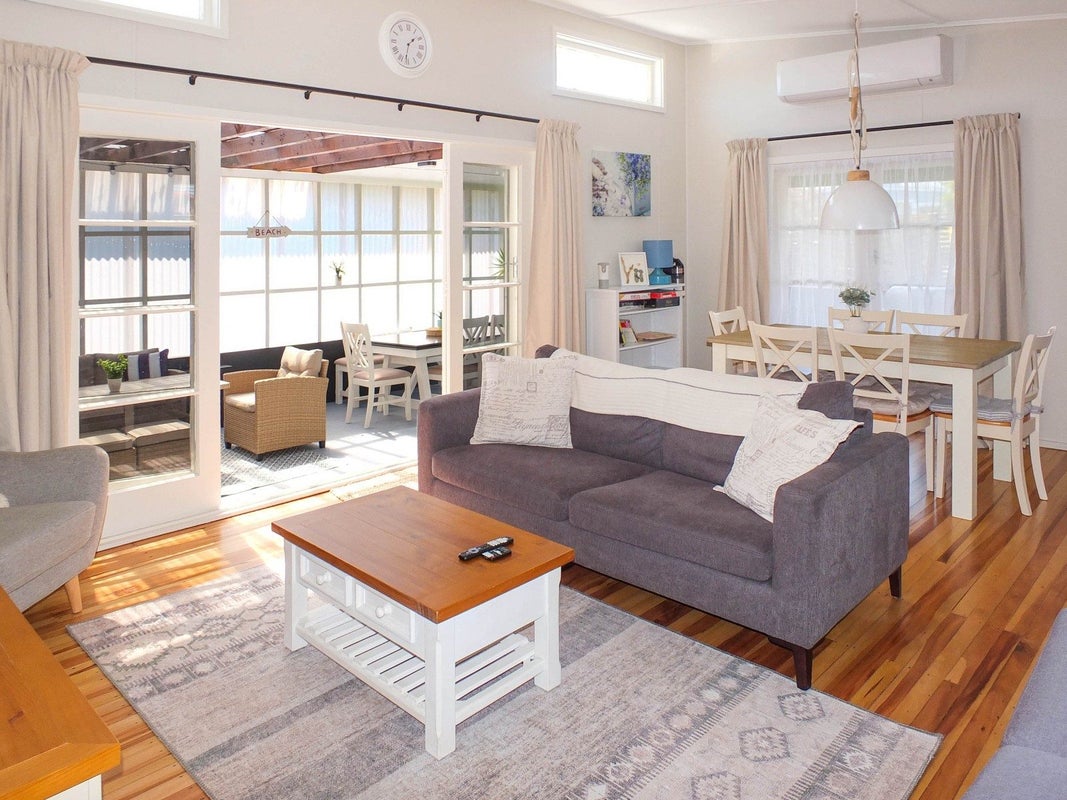 1 Andresen Street, Foxton Beach, Foxton - Carousel 1