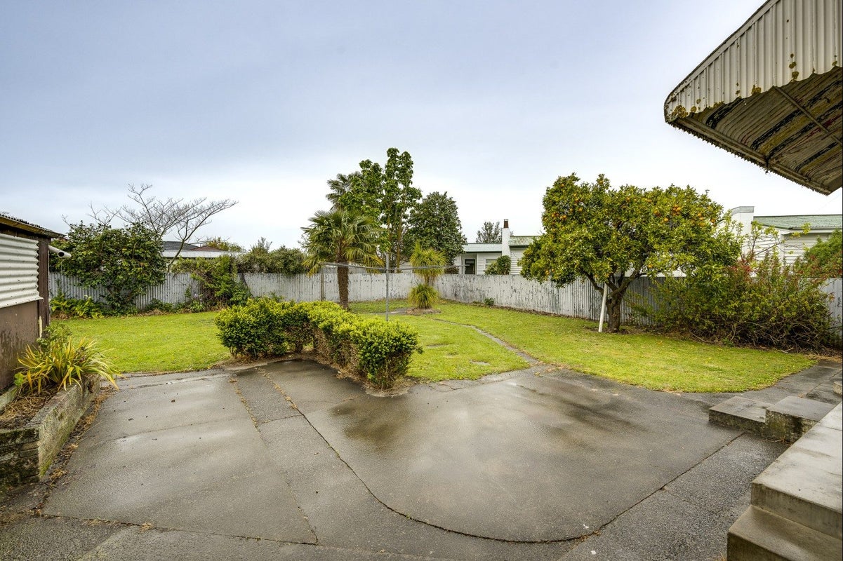 1102 Heretaunga Street West, Saint Leonards, Hastings - Carousel 15
