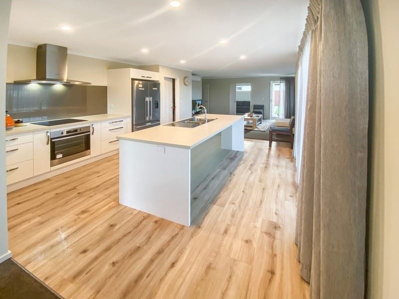14 Kemble Drive, Rolleston, Rolleston - Carousel 2