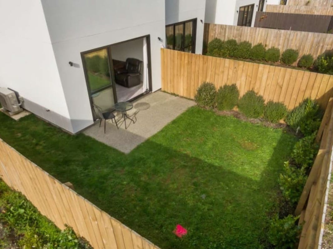 1/20 Ballinger Place, Carterton - Carousel 2