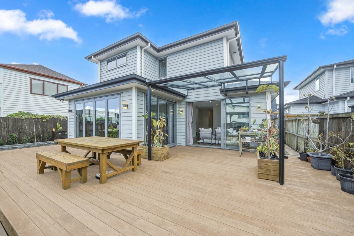 5 Thomas Rielly Avenue, Hobsonville, Auckland - Carousel 2