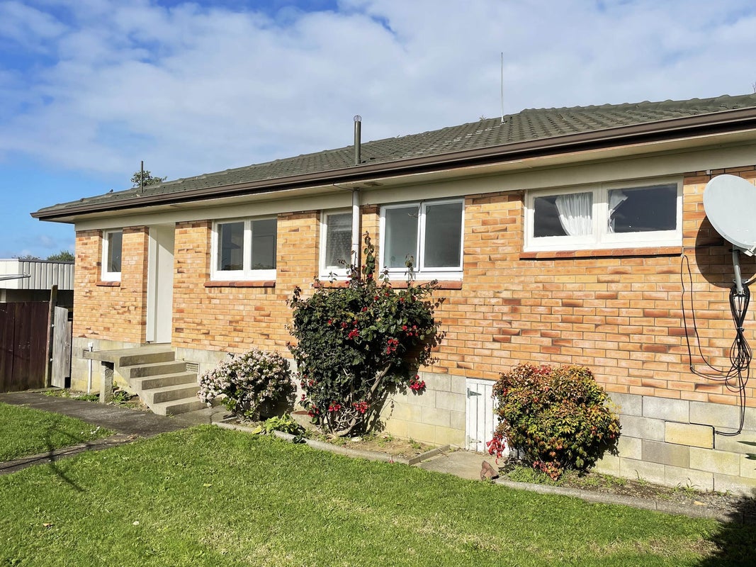 21 Pegler Drive, Howick, Auckland - Carousel 8
