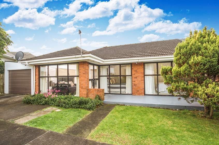 4/10 Tawa Road, Onehunga, Auckland - Carousel 2