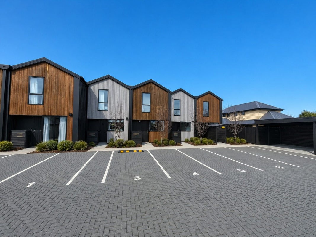 4/111 Edgeware Road, St Albans, Christchurch - Carousel 13