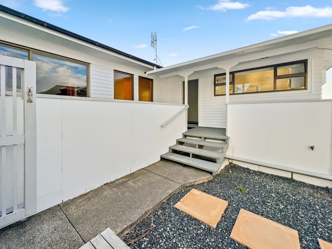 6 Beach Road, Manly, Whangaparaoa - Carousel 12