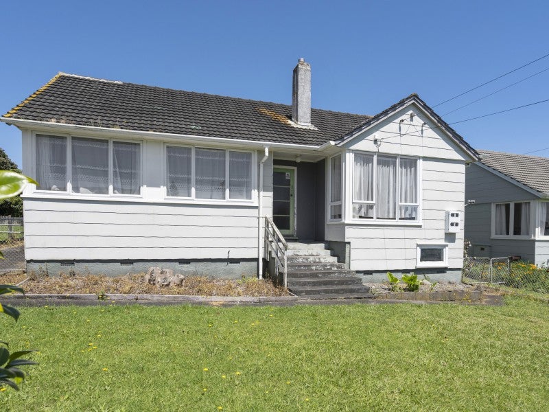 61 Cook Street, Marfell, New Plymouth - Carousel 1