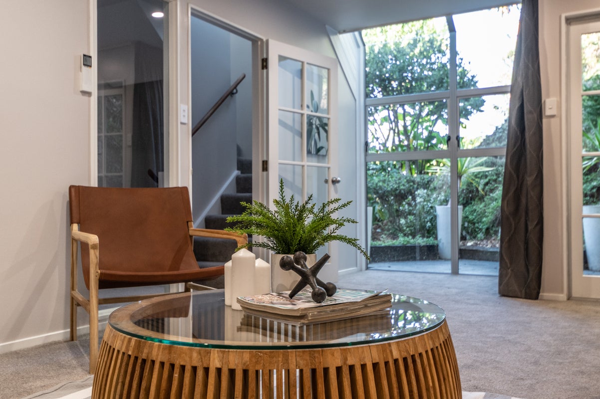 18 Kimberley Way, Khandallah, Wellington - Carousel 2