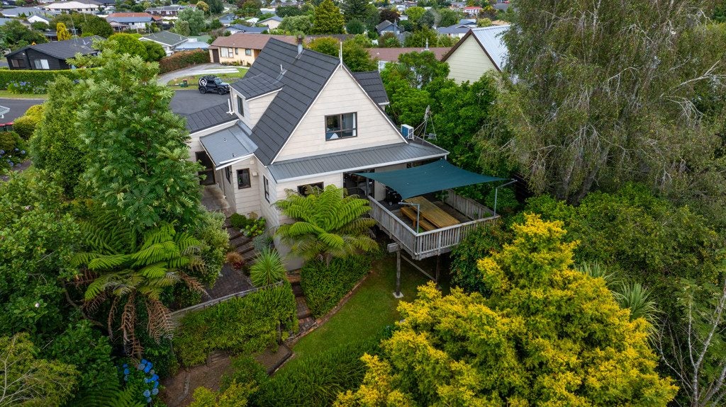 6 Deborah Place, Dinsdale, Hamilton - Carousel 1