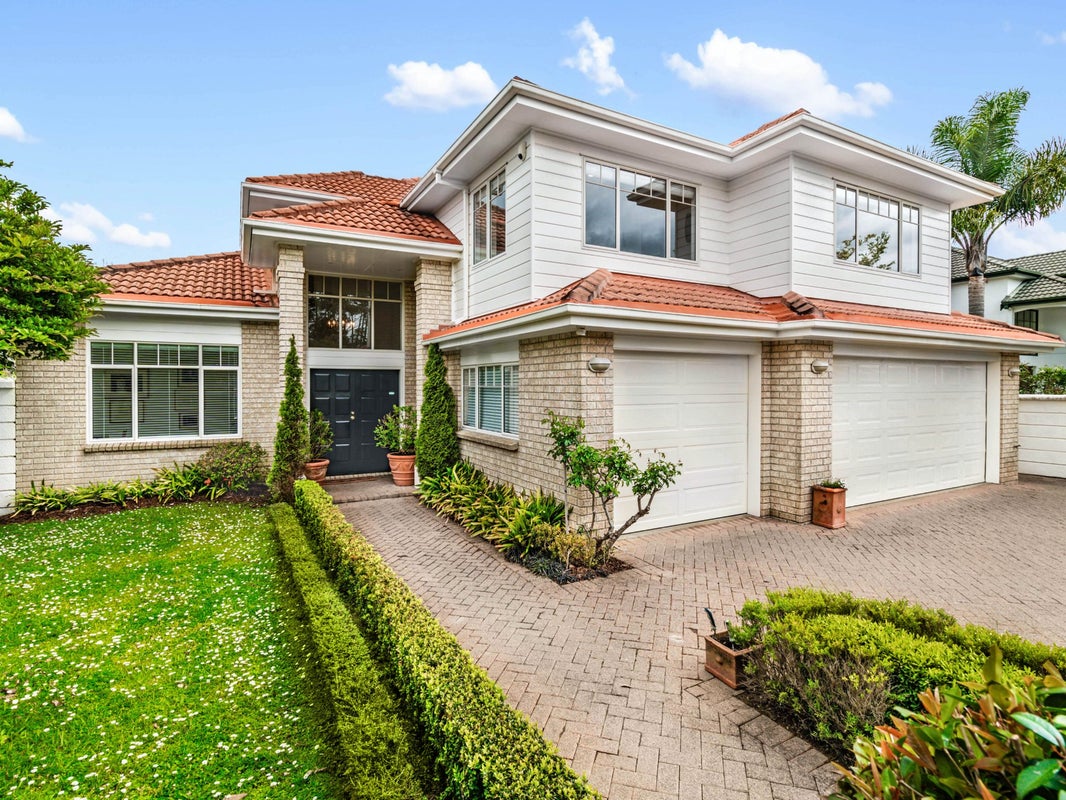 39 Panapa Drive, Saint Johns, Auckland - Carousel 2