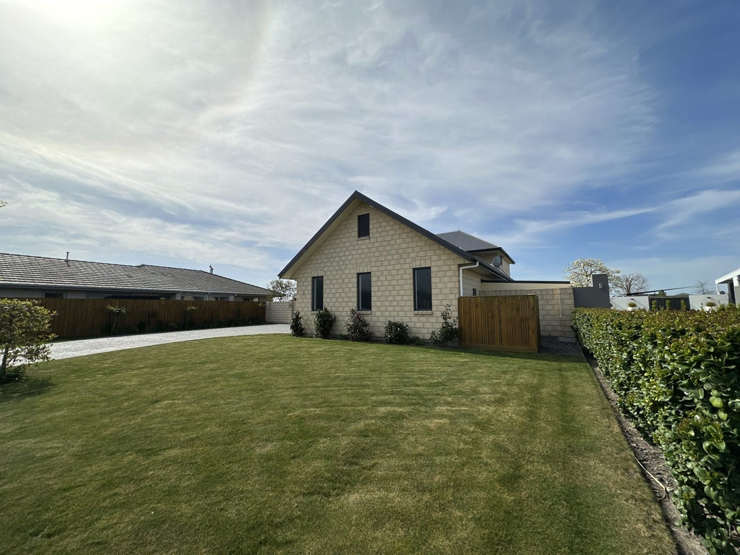 3 Penbury Close, Huntingdon, Ashburton - Carousel 21