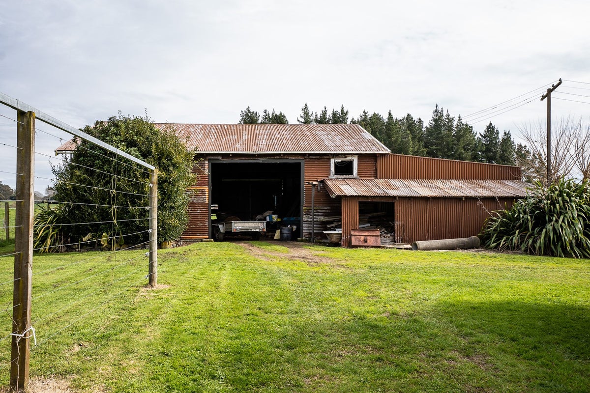 12 Howden Road, Whatawhata, Hamilton - Carousel 14