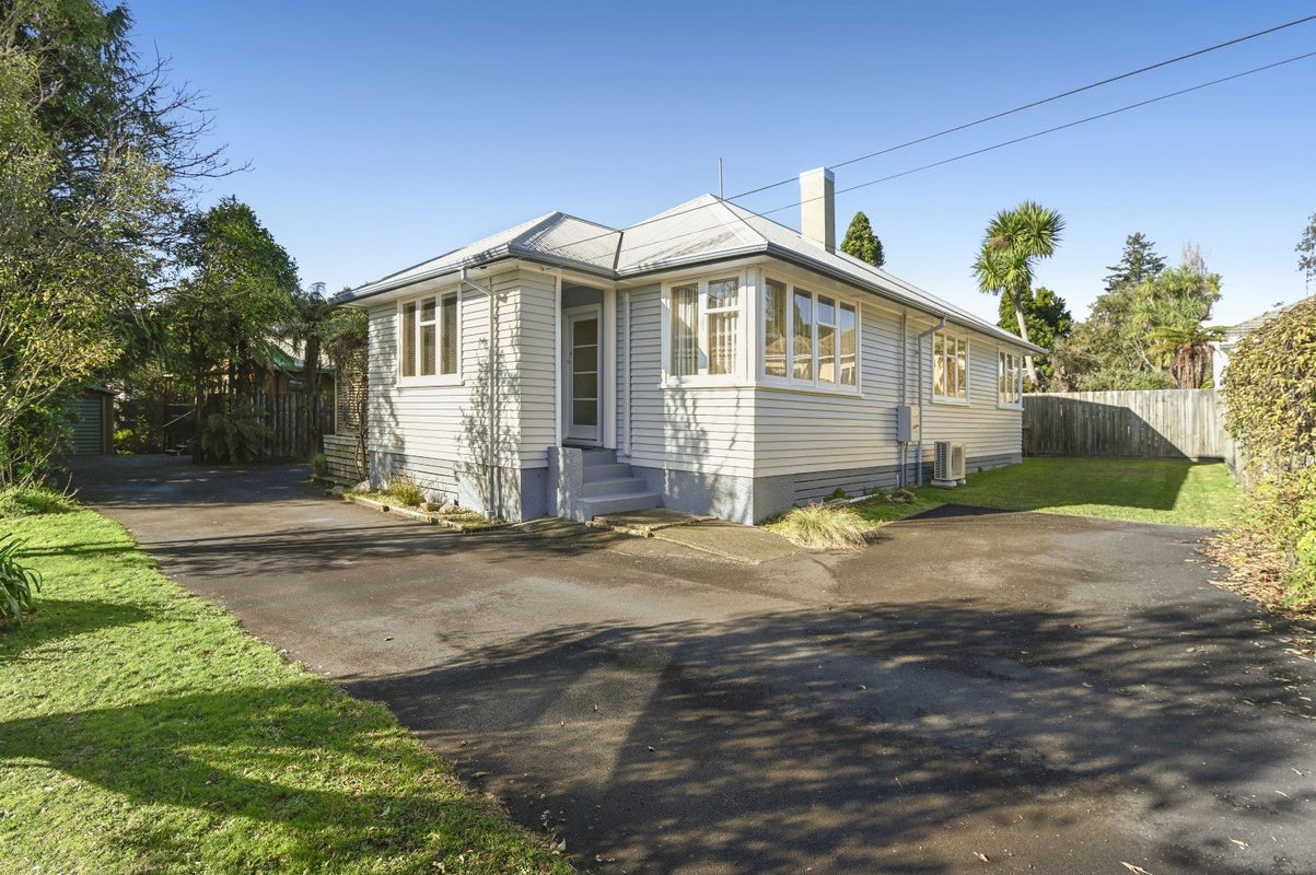 16A Fairley Road, Lynmore, Rotorua - Carousel 1