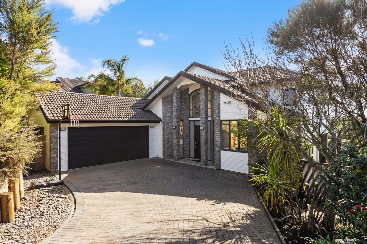 31 Kittiwake Drive, Schnapper Rock, Auckland - Carousel 2