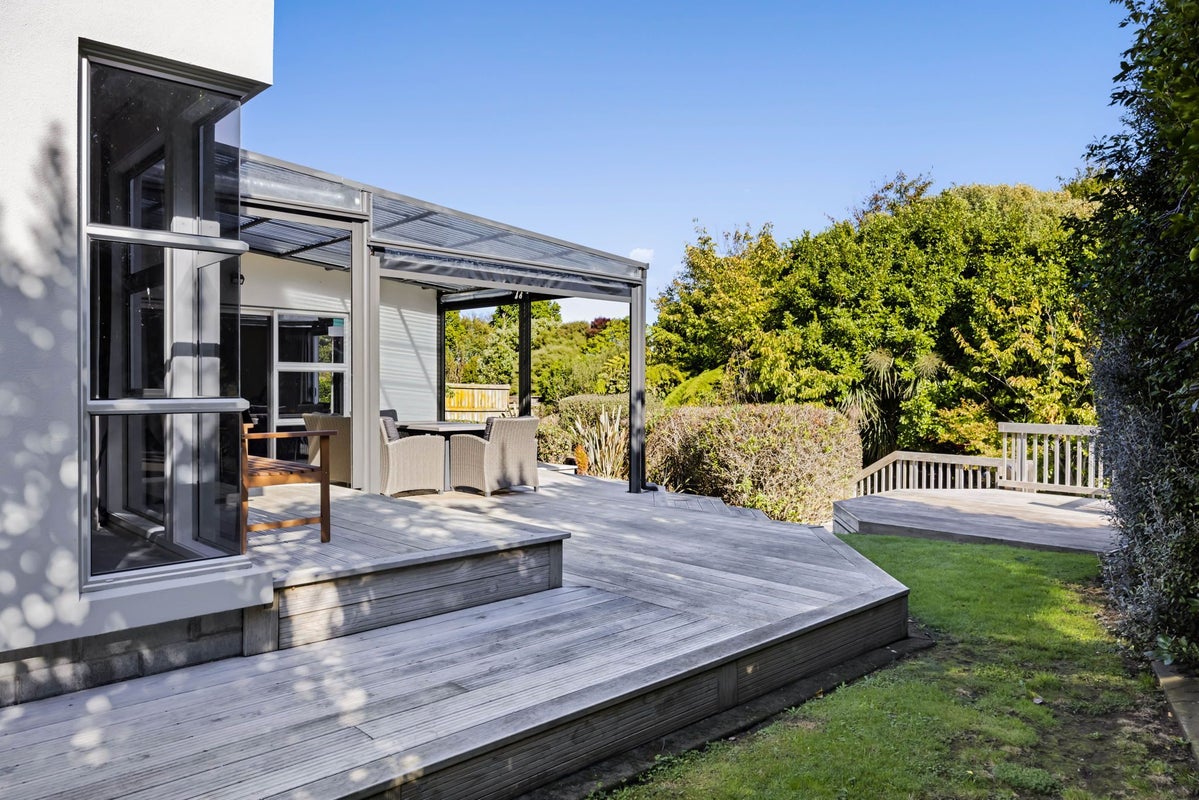 14 Denby Road, Hawera - Carousel 2