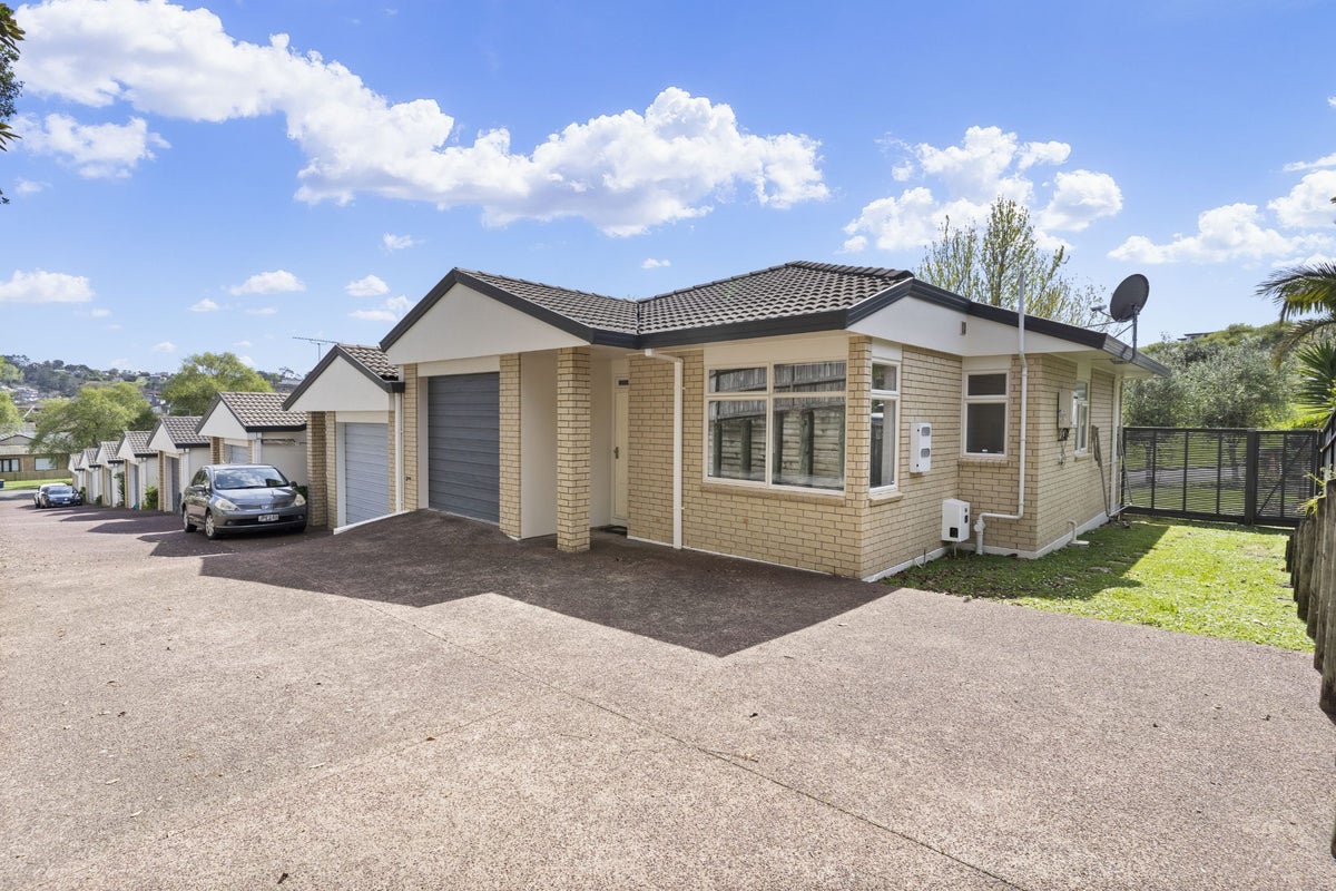 8/1 Gleanor Avenue, Oteha, Auckland - Carousel 13
