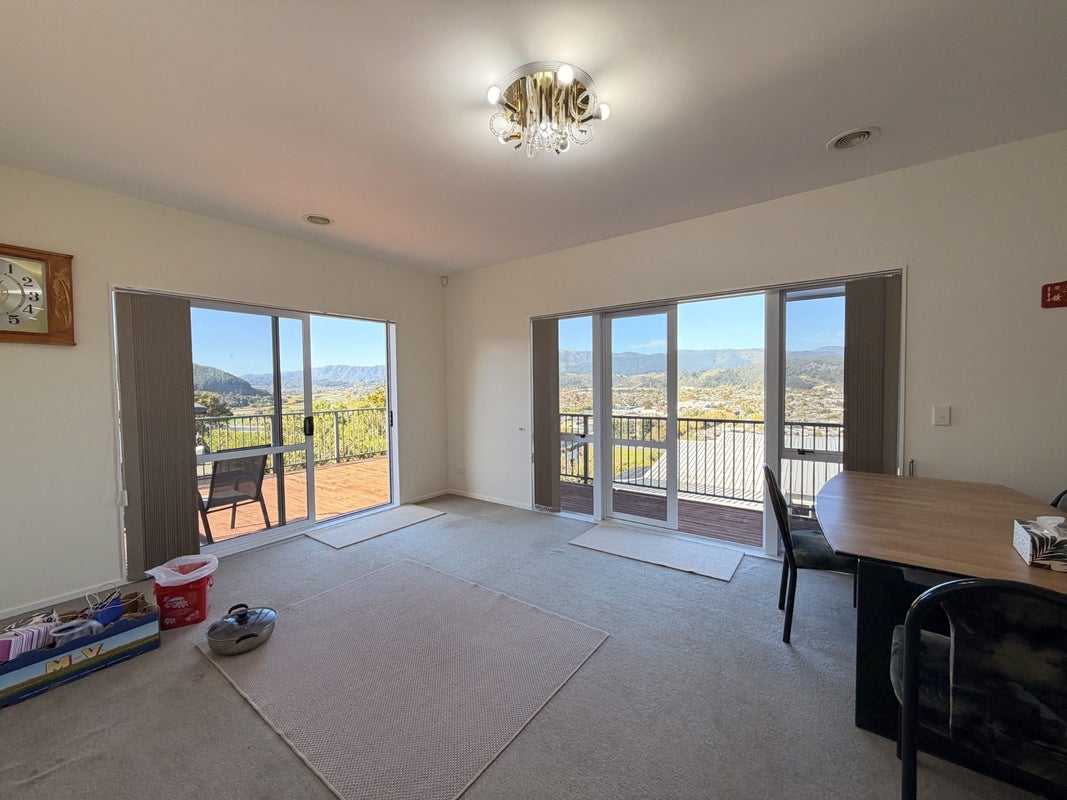 17 Riverstone Drive, Riverstone Terraces, Upper Hutt - Carousel 2