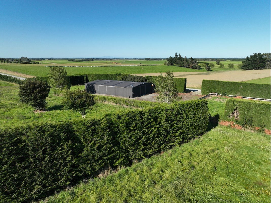 60 Forest Hill Cemetery Road, Lochiel, Winton - Carousel 1