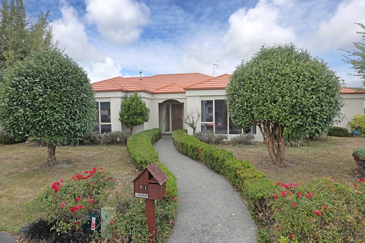 21 Madison Avenue, Milson, Palmerston North - Carousel 1