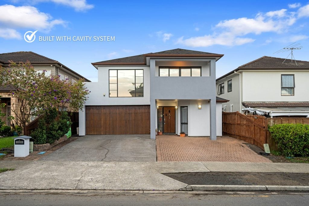 3 Bezar Place, Flat Bush, Auckland - Carousel 2