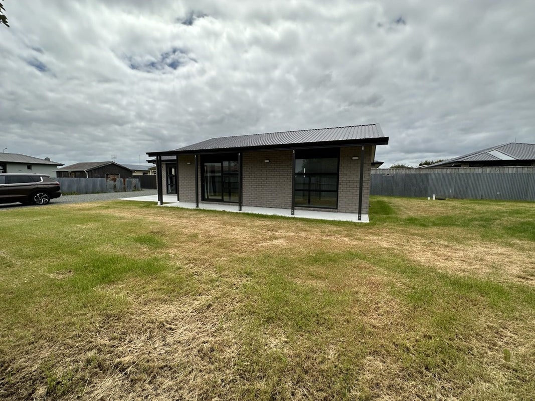 17 Selwyn Street, Appleby, Invercargill - Carousel 10