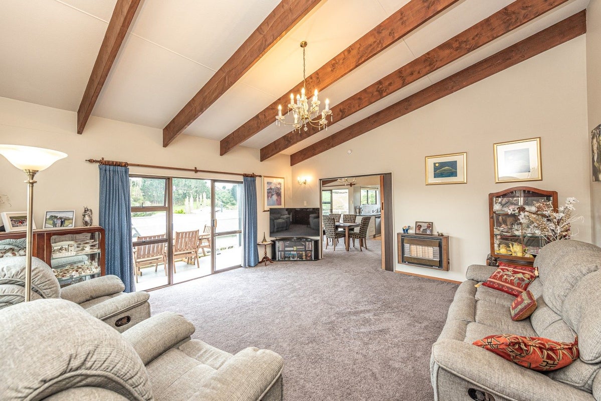 43 Webb Road, Durie Hill, Whanganui - Carousel 2