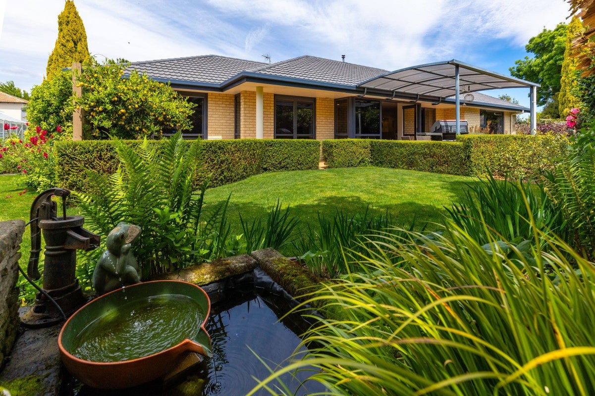 46 Endeavour Street, Riversdale, Blenheim - Carousel 1