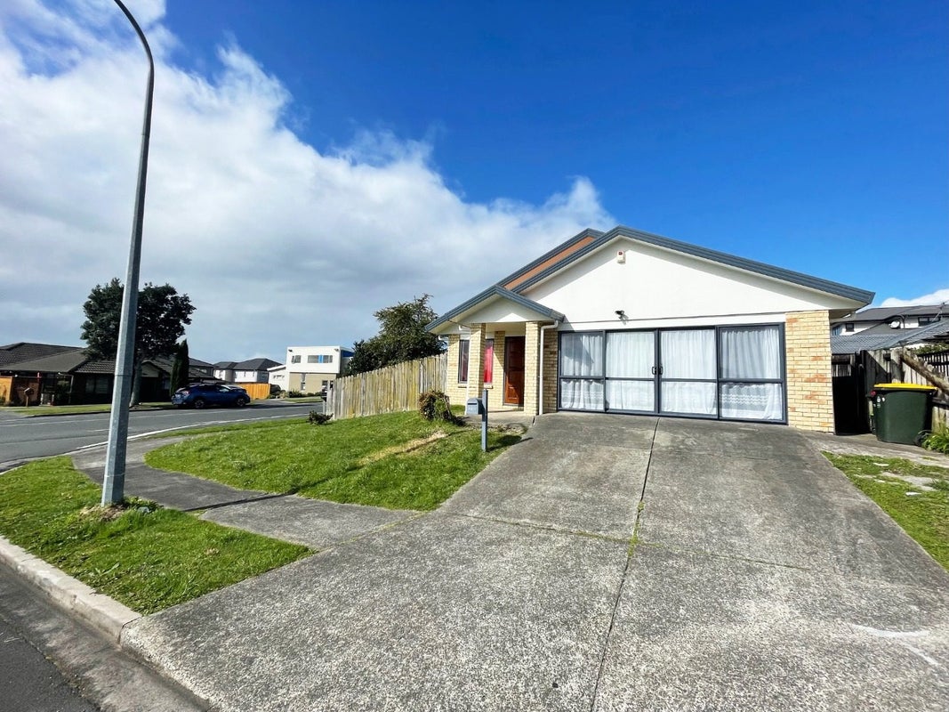 2 Genesis Place, Flat Bush, Auckland - Carousel 2