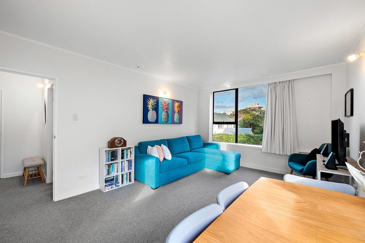 19/70 Hobson Street, Thorndon, Wellington - Carousel 2