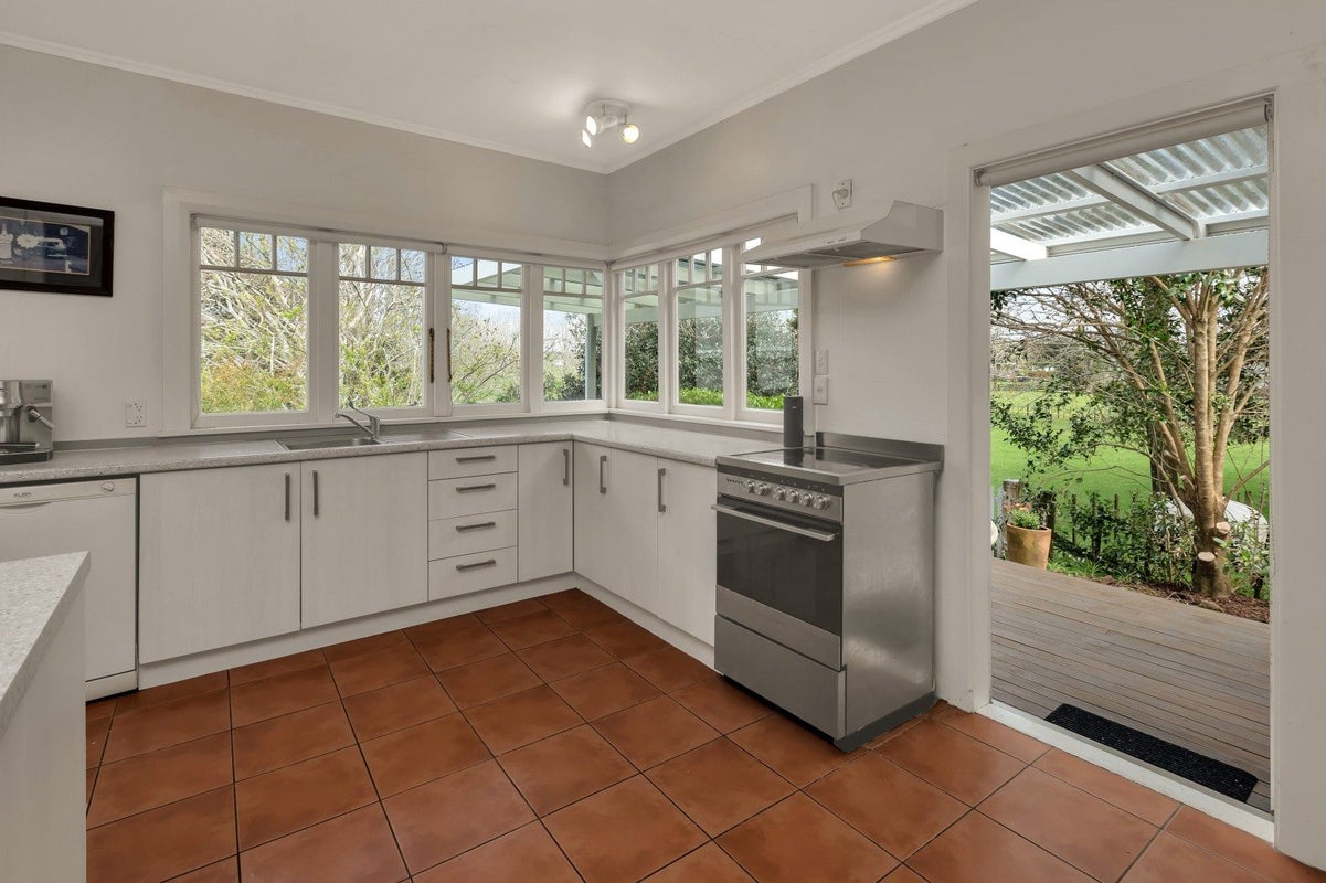 92 Tauraroa Road, Whangarei - Carousel 2