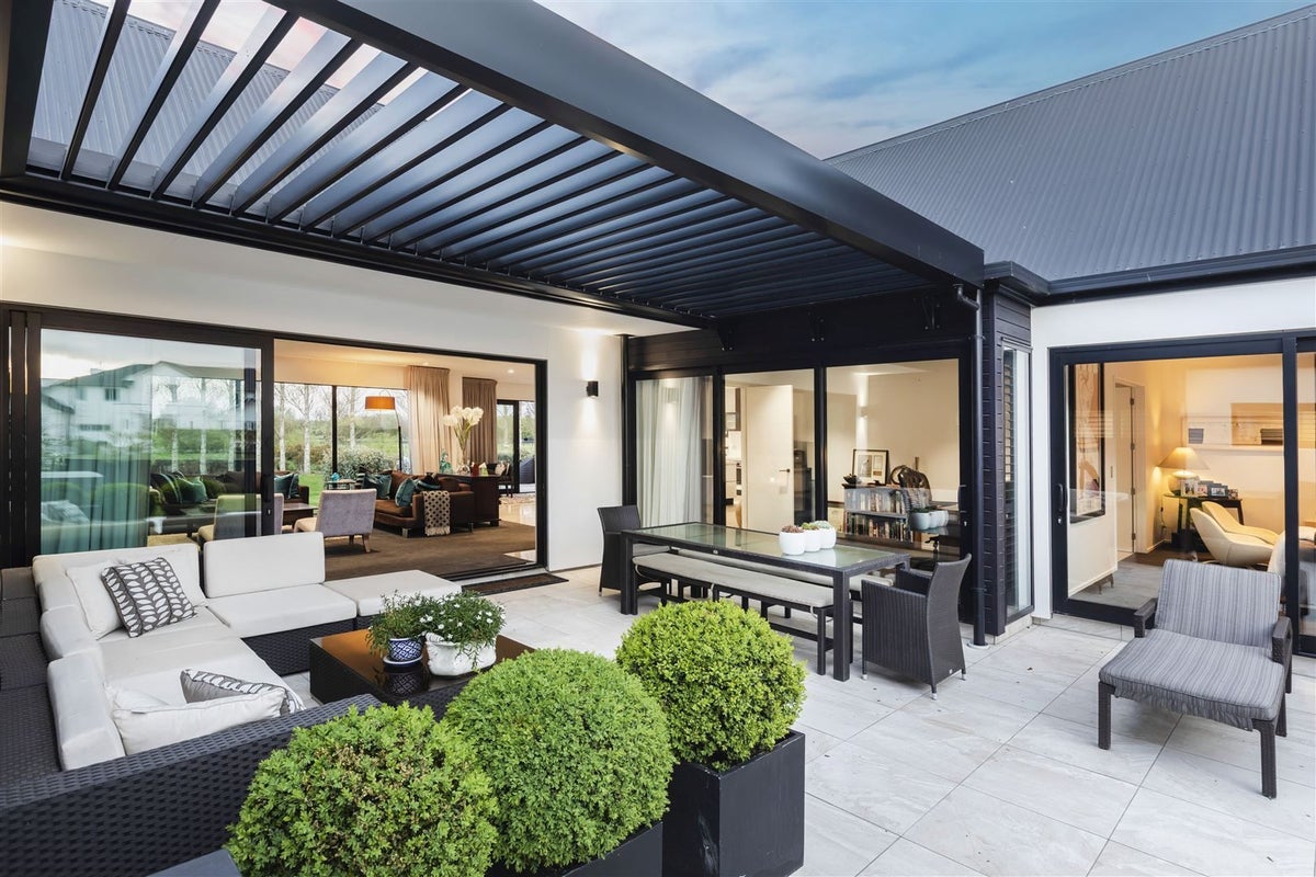 8 Kaikainui Lane, Northwood, Christchurch - Carousel 2