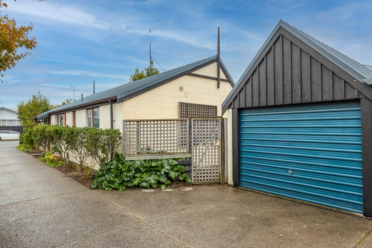 1/214 Springfield Road, St Albans, Christchurch - Carousel 13